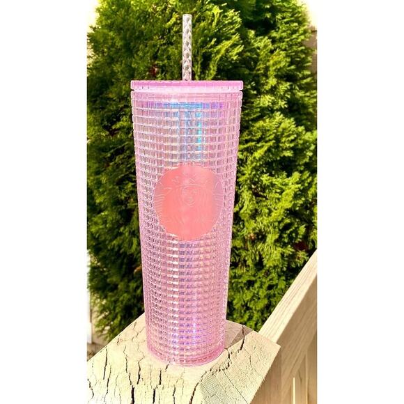 Plastic Cold Cup Pink Grid Dichroic 24 oz Acrylic Tumbler 2020 - Picture 1 of 5